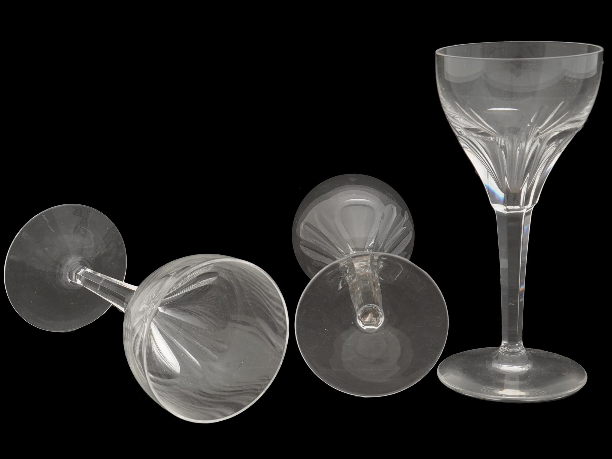 COLLECTION OF CRYSTAL CUT CLEAR APERITIF GLASSES PIC-2